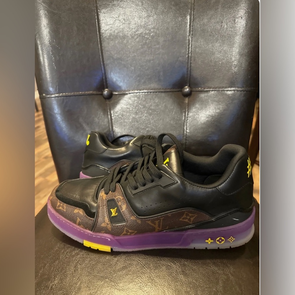 Louis Vuitton Trainer Sneakers Lakers Edition sz 43